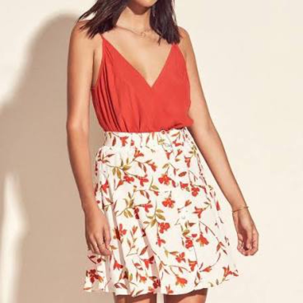 Lovers + Friends: Fountain Skirt in Palm